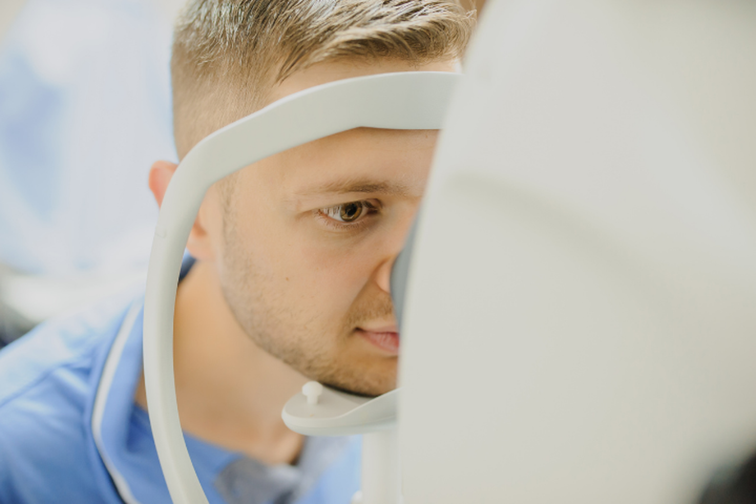 Optical coherence tomography (OCT)